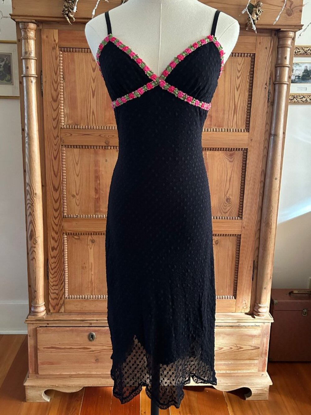 Vintage Betsey Johnson New York Swiss Dot Gathered Ribbon Rosebuds Dress